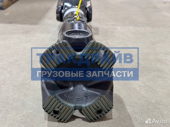 Кардан Ивеко Стралис Траккер L775 мм