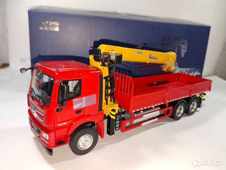 Коллекционная модель манипулятора. Масштаб 1:35