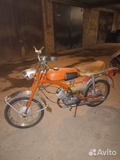 Мокик Верховина 6