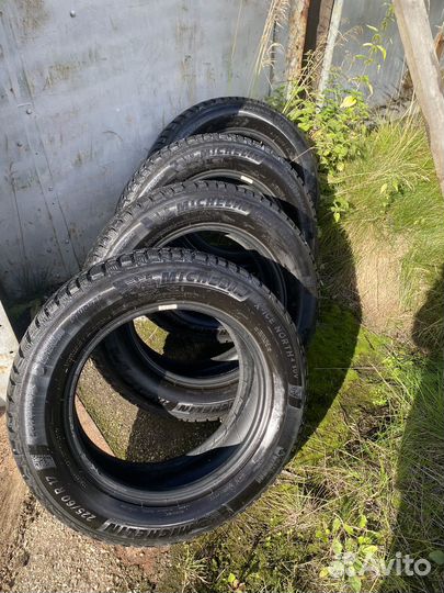 Michelin X-Ice North 4 SUV 225/60 R17 103T