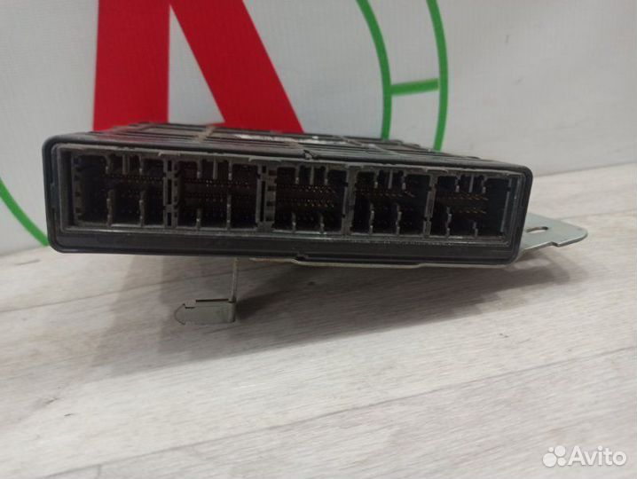 Блок управления двигателем (эбу) Mitsubishi