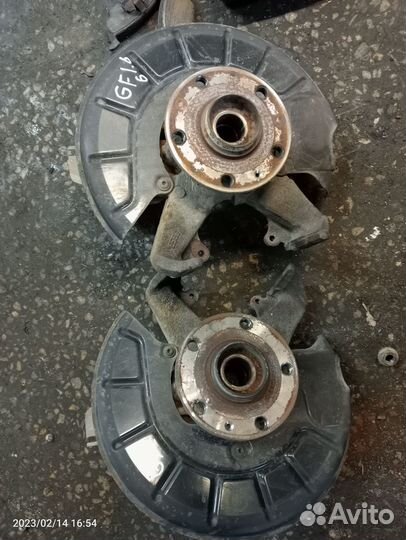 Кулак поворотный перед зад Гольф, Кадди