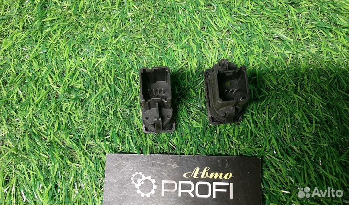 В наличии: Кнопки Ford Focus 2