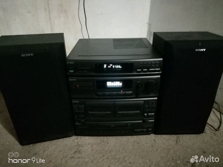 Музыкальный центр сони