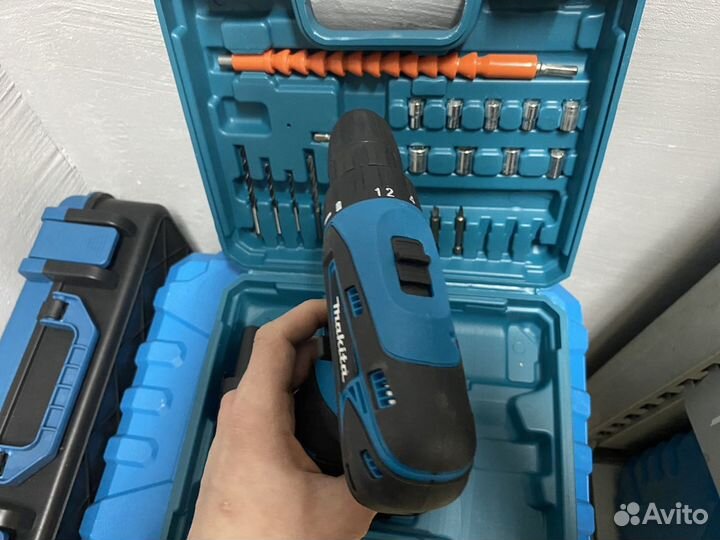 Аккумуляторная дрель Makita 12v новая