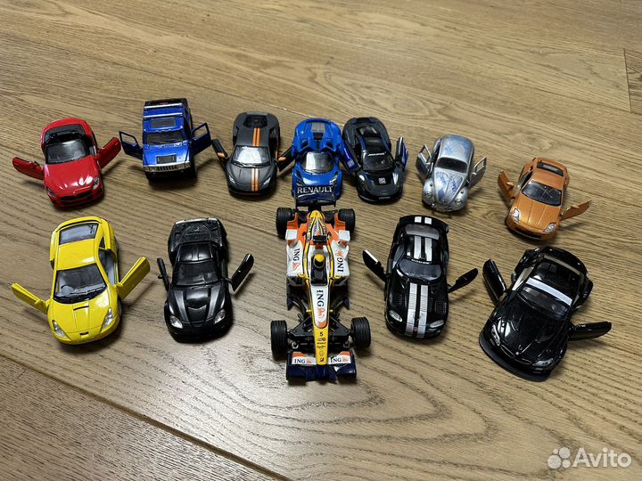 Машинки модели 12шт. Цена за все