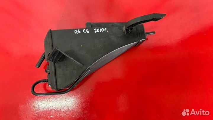 Абсорбер Audi A6 C6 2.8 ccea 2010