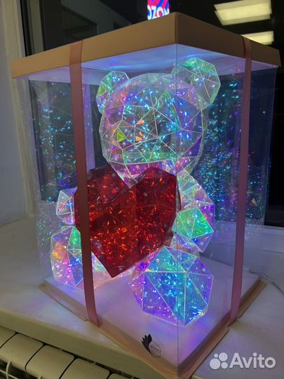 Фигурка светящаяся Мишка с красным сердцем