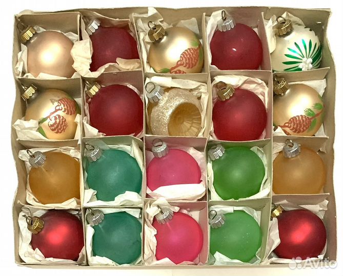 Два набора ёлочных игрушек ГДР