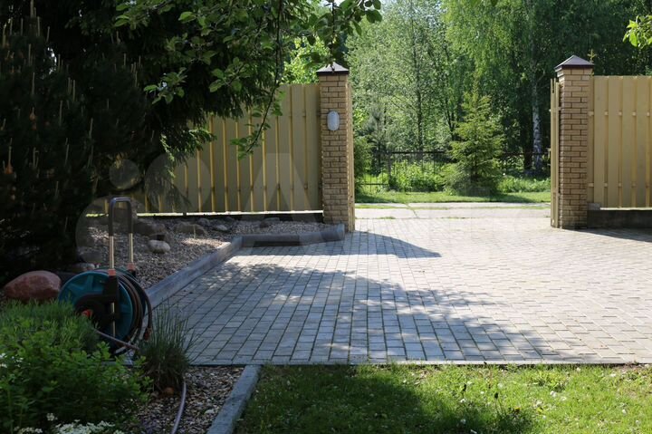 Дом 137 м² на участке 10 сот.