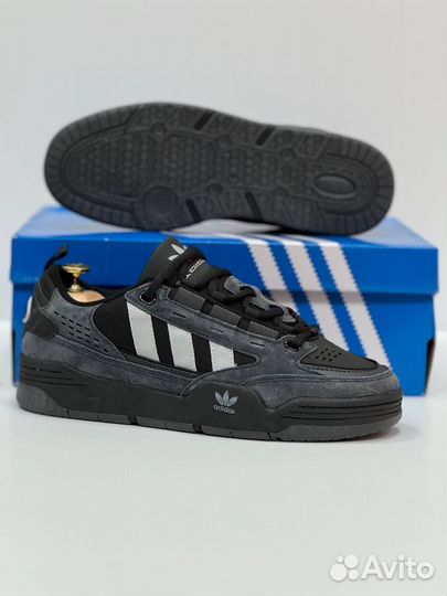 Кроссовки Adidas