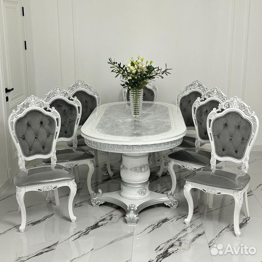 Стол и стулья с доставкой до вашего дома