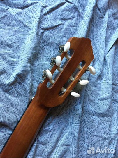 Yamaha C40 (новая)