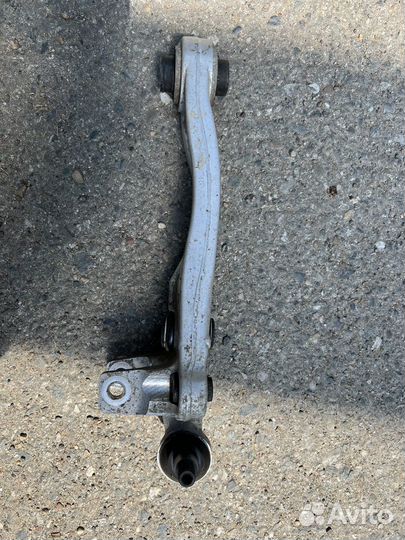 Рычаг подвески передни правый jaguar xe 2015 г