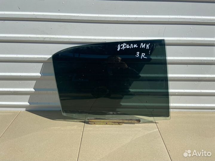 Стекло двери заднее правое Geely мк