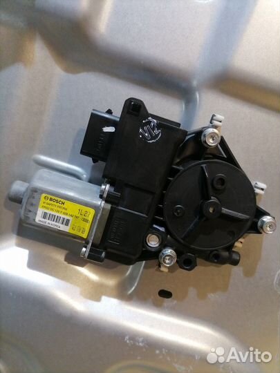 Стеклоподъемник электр. задний правый Hyundai Equu