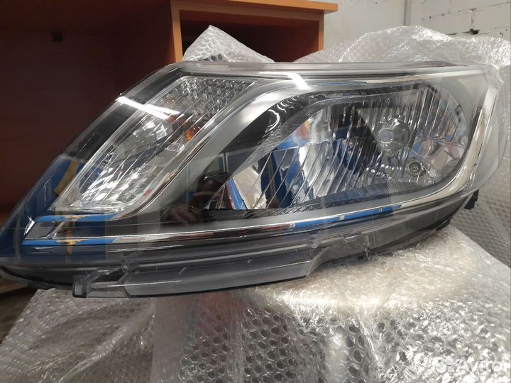 Фара kia rio 3 оригинал(левая)