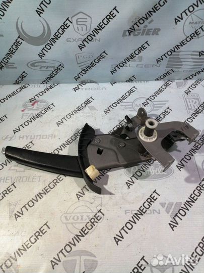 Рычаг стояночного тормоза Kia Ceed 1 ED