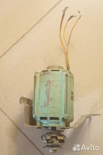 Двигатель на 220 V 270 Wat