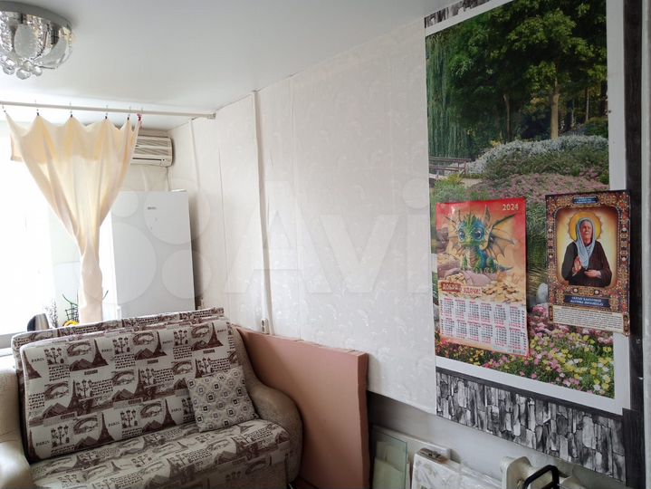 Комната 18 м² в 4-к., 8/9 эт.