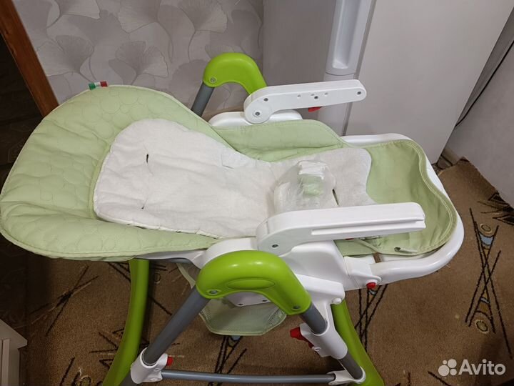 Стульчик-шезлонг для кормления
