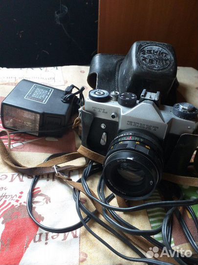 Фотоаппарат Зенит TTL зеркальный +комплект
