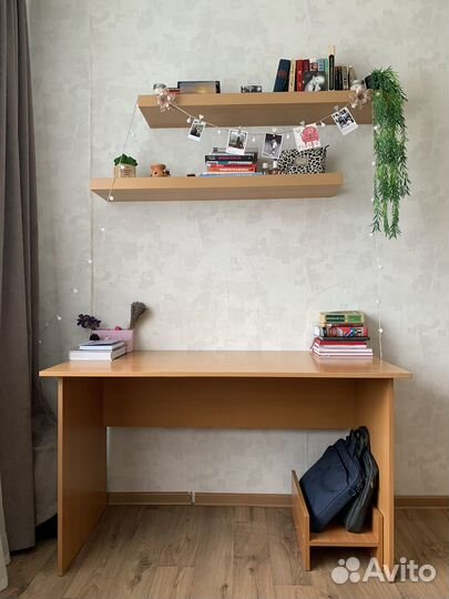 Стол и полки IKEA