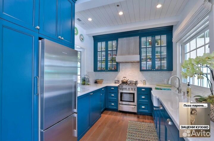 Прямая в потолок кухня на заказ