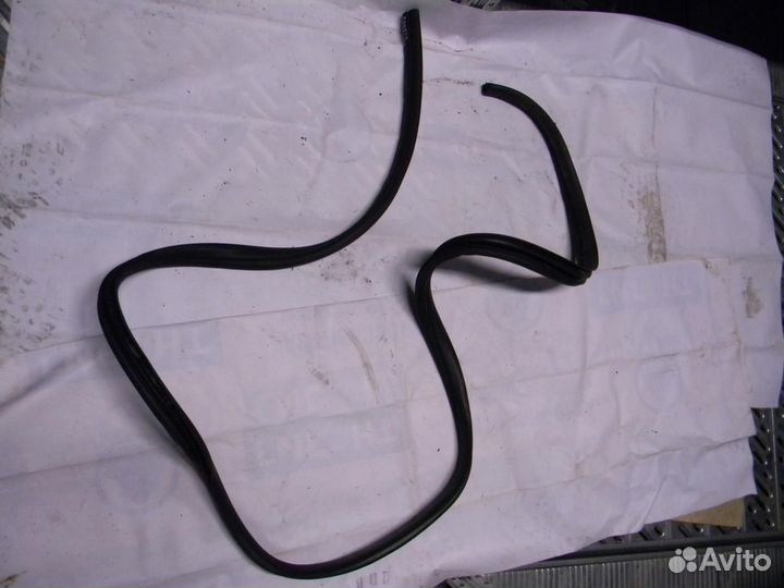 Уплотнитель (внутри) Focus II 2005-2008