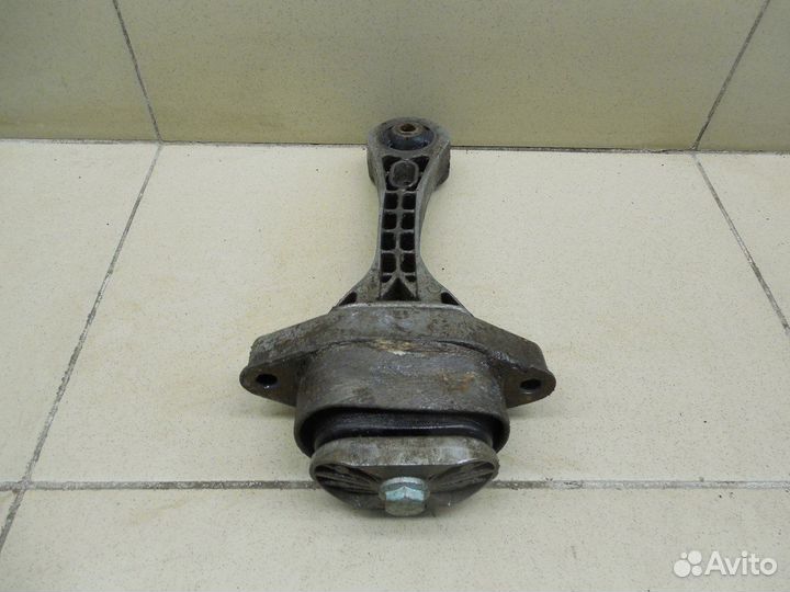 Опора двигателя задняя Octavia 1997-2000