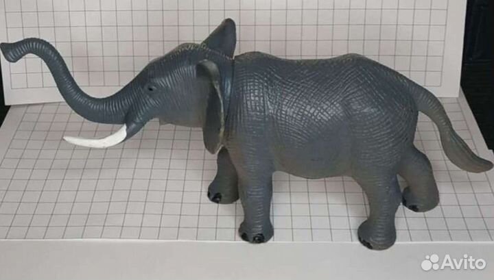 Фигурки животных Collecta, Procon, Schleich, Mojo