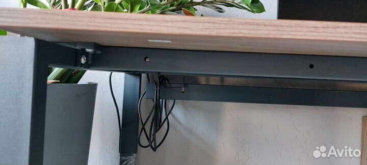 Стол офисный 140*73