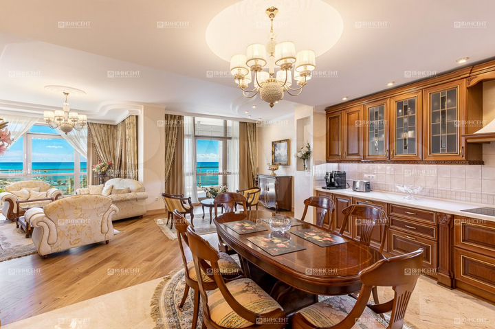 3-к. квартира, 175 м², 8/21 эт.