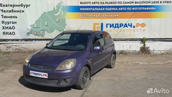 Рычаг передний правый Ford Fiesta (Mk VI) 1212807