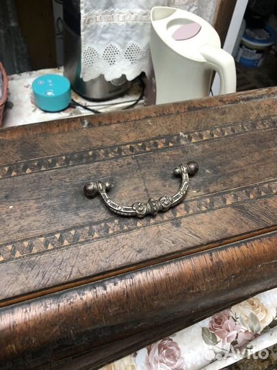 Швейная машинка зингер