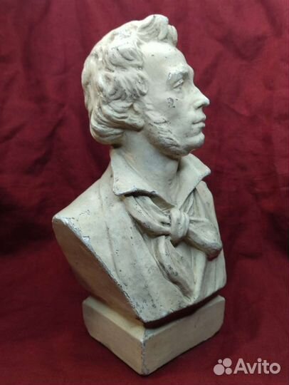 Бюст А.С. Пушкин авт. А. Мануйлов 1930-50е гг