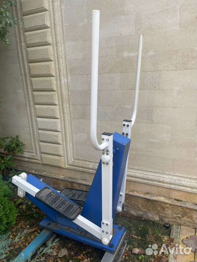 Уличные тренажеры