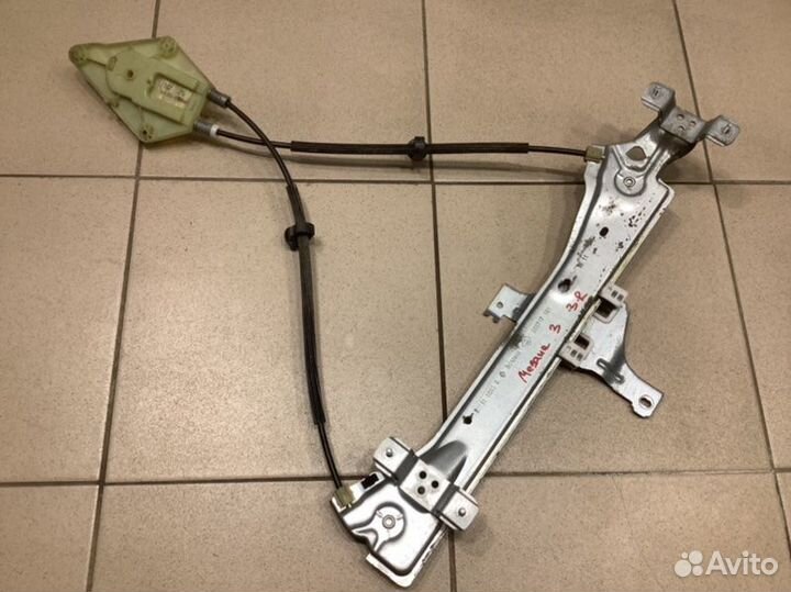 Стеклоподъемник электрический задний правый