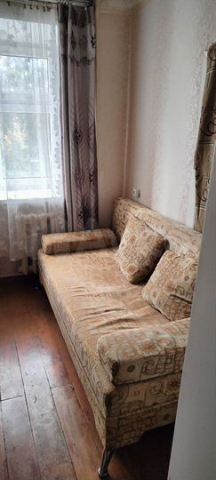 Комната 10 м² в 4-к., 2/5 эт.