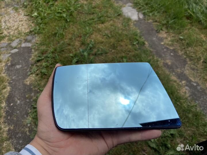 Зеркальный элемент Mercedes-Benz