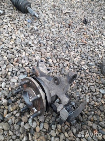 Кулак поворотный ступица Hyundai I30 kia ceed
