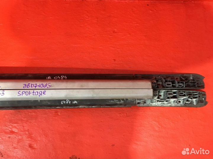 Рейлинг на крышу левый Kia Sportage KM D4EA 2007