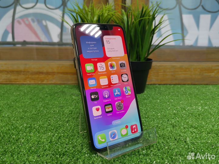 iPhone Xs, 64 ГБ