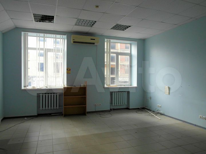 Склад, производственное помещение 300 м²