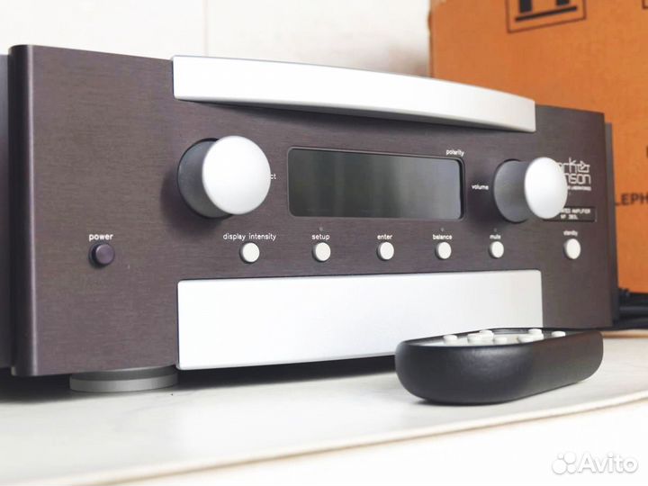 Интегральный усилитель Mark Levinson 383