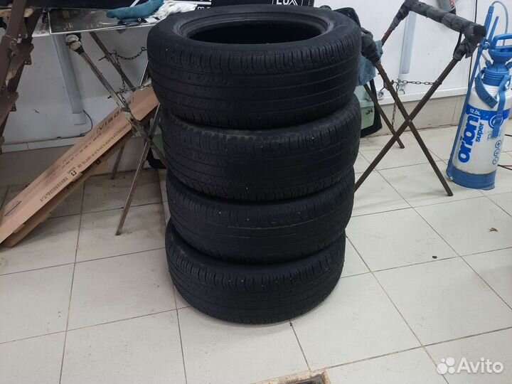 Michelin Primacy 4 235/60 R18