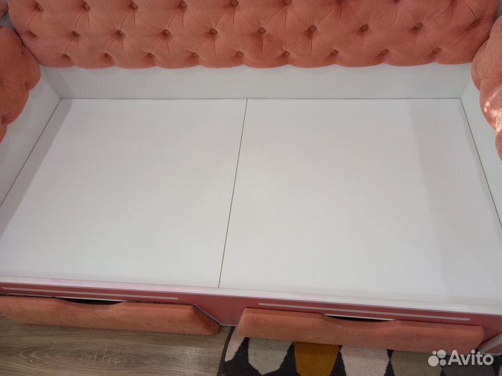 Детская кроватка с матрасом, 160*80