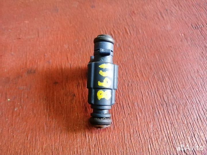 Форсунка топливная Mercedes-Benz E-Class W211