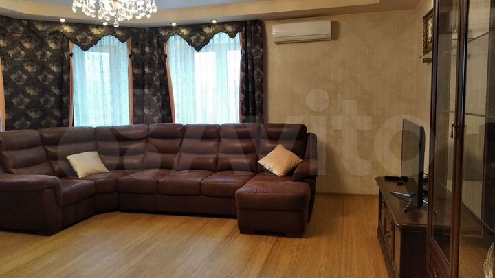 2-к. квартира, 72 м², 2/9 эт.