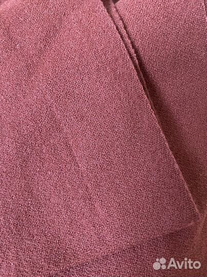 Отрез ткани костюмной